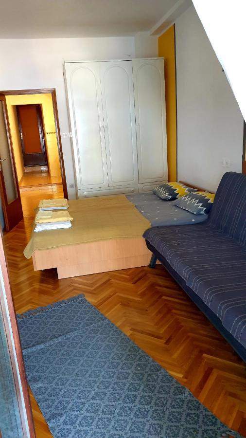 Apartmani Dea Ядраново Екстериор снимка