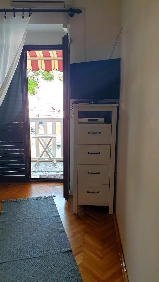 Apartmani Dea Ядраново Екстериор снимка