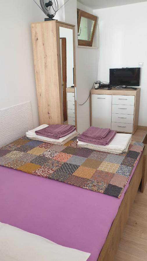 Apartmani Dea Ядраново Екстериор снимка