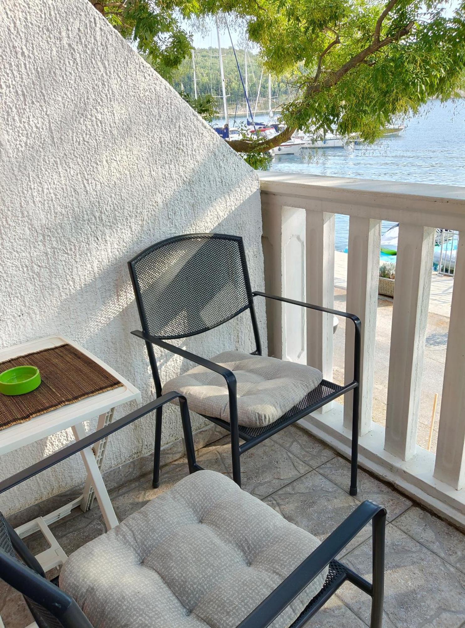 Apartmani Dea Ядраново Екстериор снимка