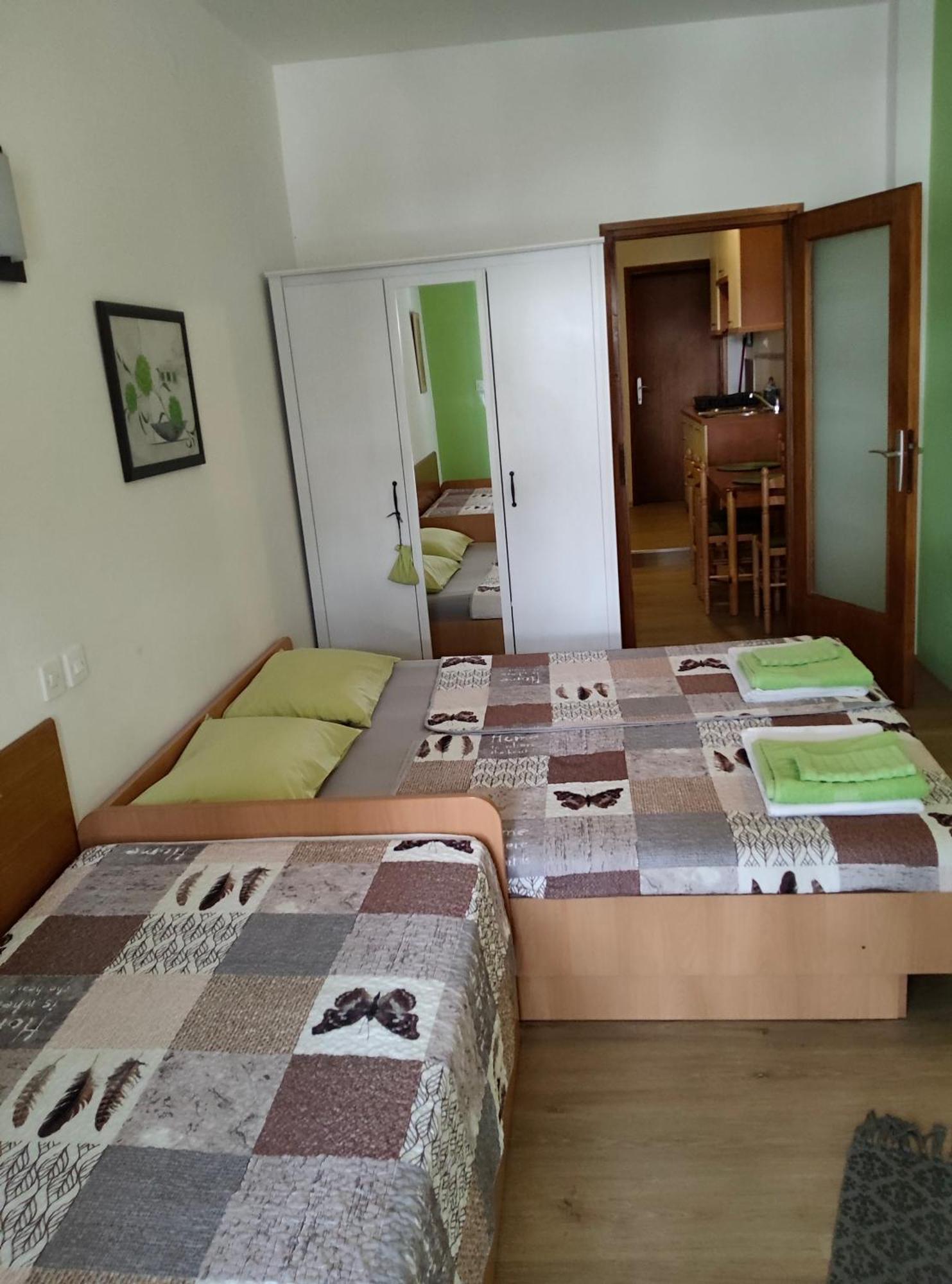 Apartmani Dea Ядраново Екстериор снимка